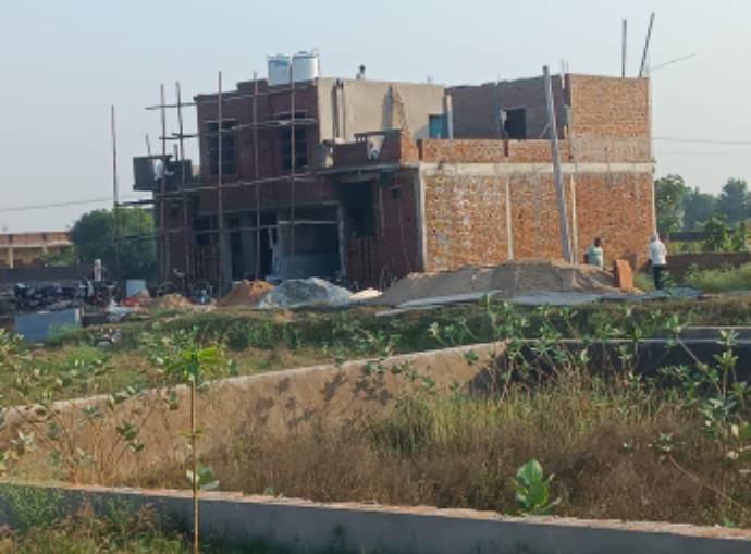 <button class="btn " href="/contact/">Contact US</butoon>